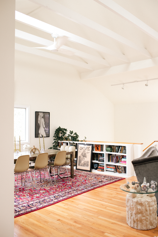 Jen Temple's Modern Gallery Loft: Where Art Meets Intuition in Design